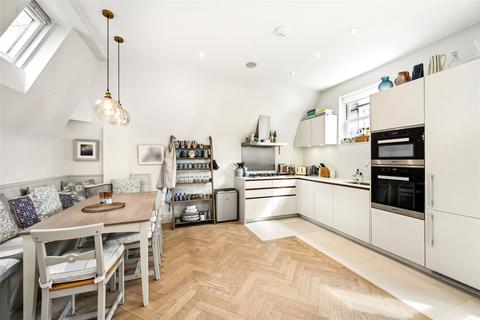 2 bedroom apartment for sale, Munster Road, Fulham, London, SW6