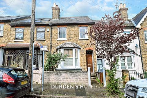 3 bedroom terraced house for sale, Princes Road, Buckhurst Hill, IG9