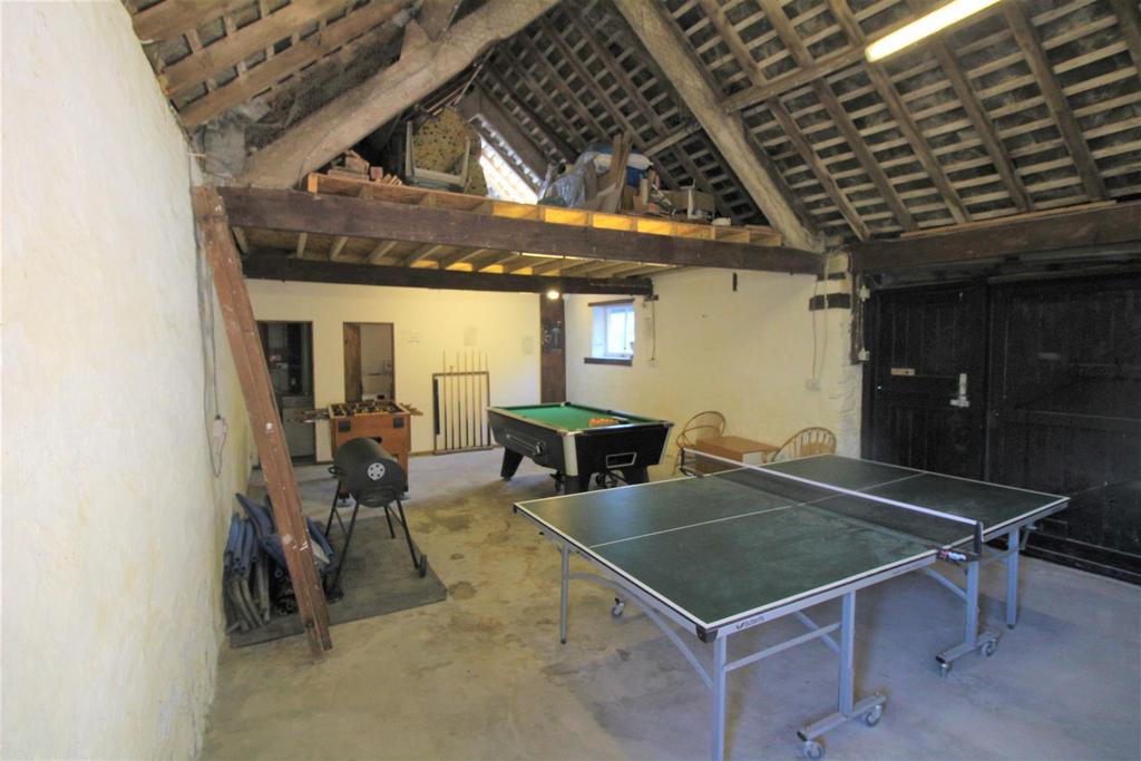 Barn.jpg