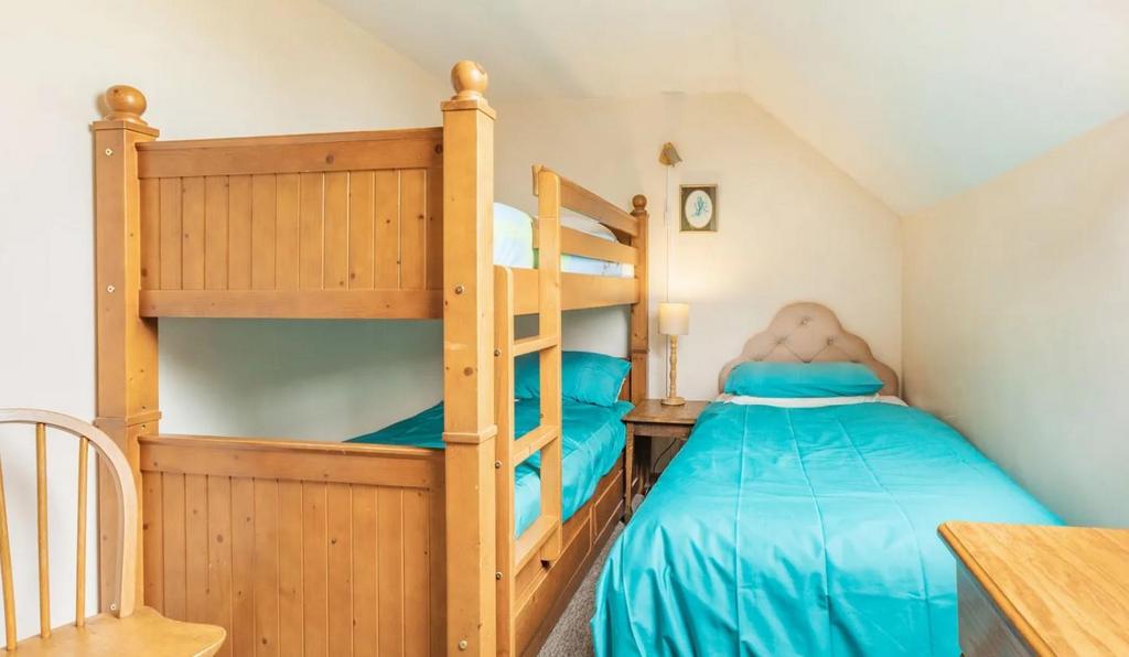 Stable Cottage bedroom.jpg