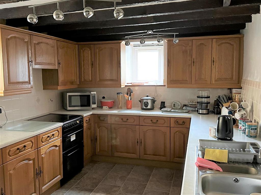 Kitchen.jpg