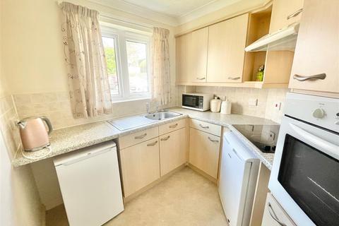 2 bedroom flat for sale, 18 Horn Cross Road, Plymouth PL9