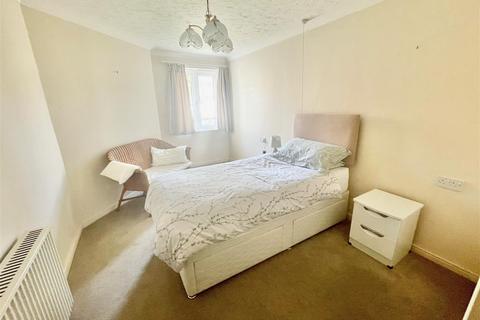 2 bedroom flat for sale, 18 Horn Cross Road, Plymouth PL9