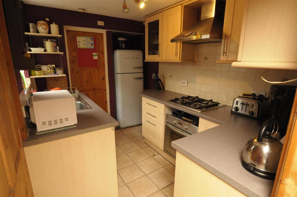 Kitchen.JPG