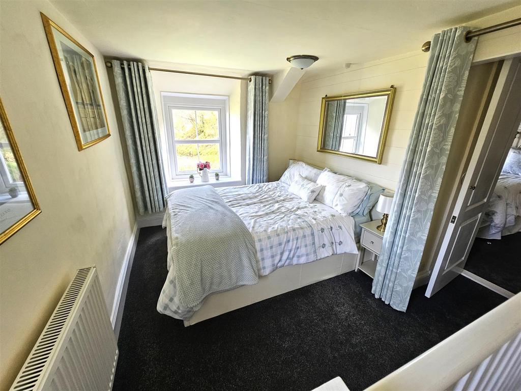 Bedroom 2.jpg
