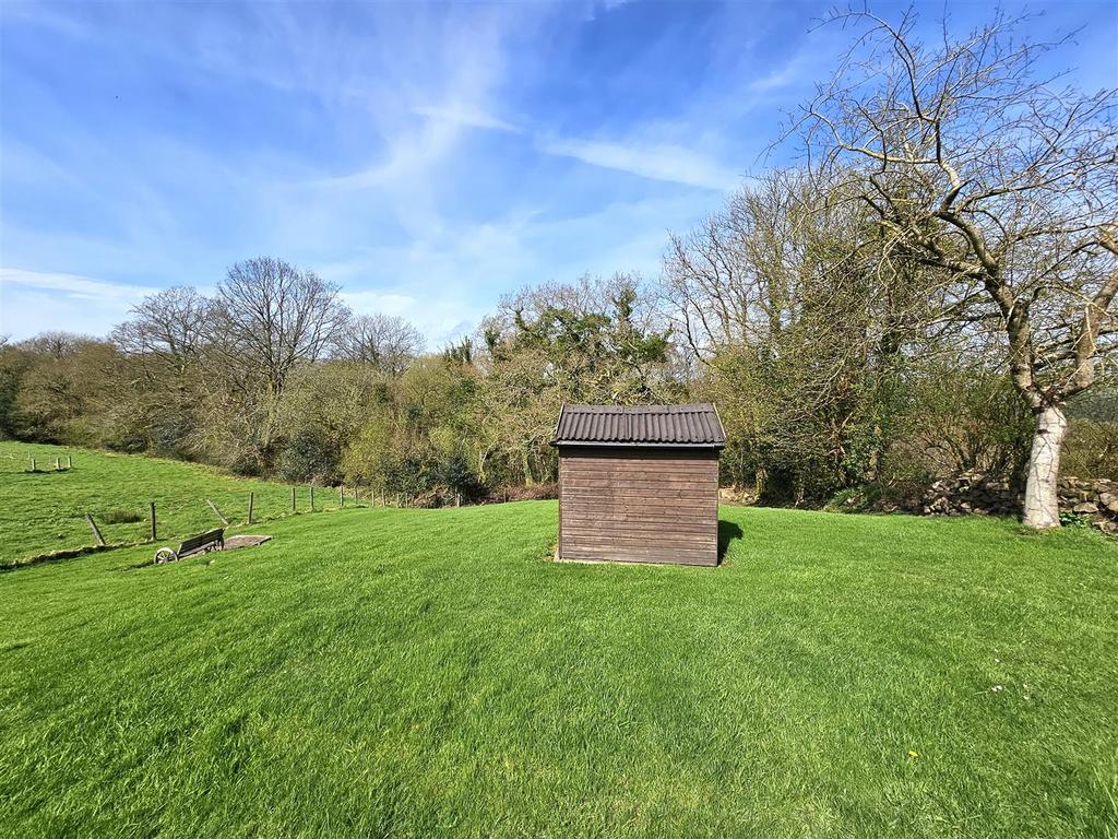 Rear Gardens.jpg