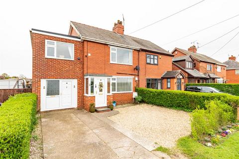 4 bedroom semi-detached house for sale, Kettleby Lane, Wrawby