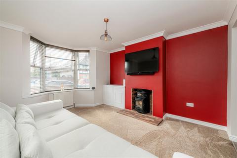 2 bedroom semi-detached house for sale, Amersham Road, High Wycombe HP13