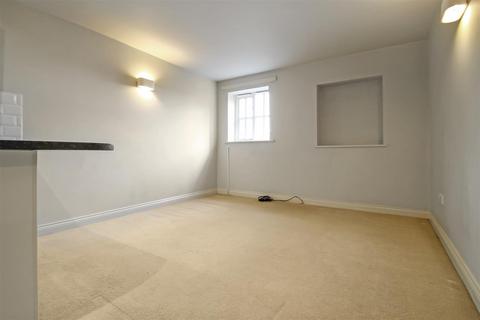 1 bedroom apartment to rent, The Bullring, Thrapston NN14