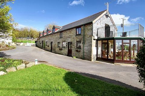 9 bedroom property with land for sale, Henllan, Llandysul