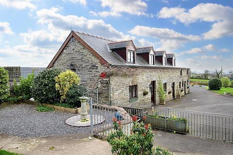 9 bedroom property with land for sale, Henllan, Llandysul