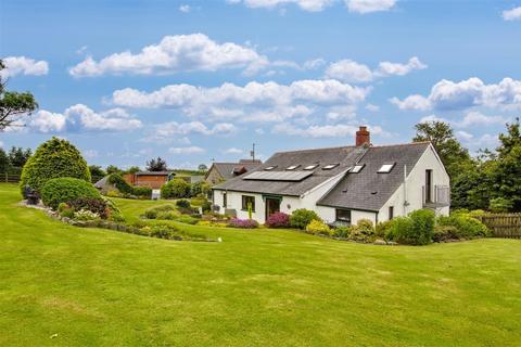 undefined, Henllan, Llandysul