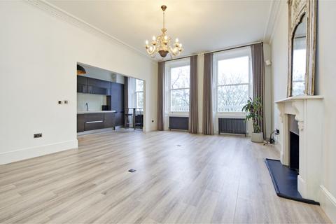 2 bedroom apartment for sale - Queen's Gate Gardens, London, SW7