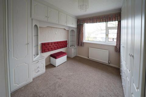 2 bedroom apartment for sale, Greendale Court, Cottingham