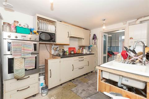 4 bedroom terraced house for sale, Archibald Road, Worthing