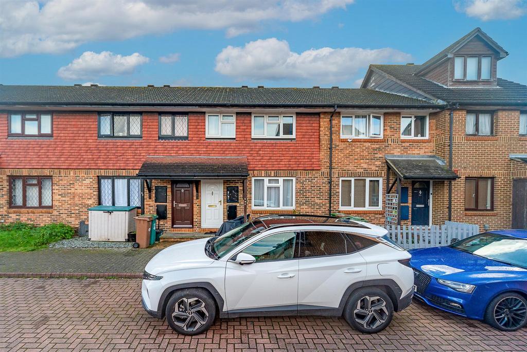 Vellum Drive, Carshalton 3 bed terraced house for sale £460,000