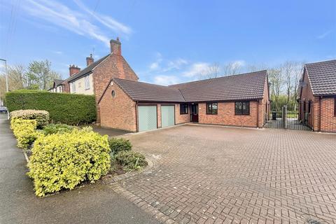 3 bedroom bungalow for sale, Occupation Road, Swadlincote DE11