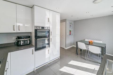 124 Hobby Drive, Corby, NN17 5FG