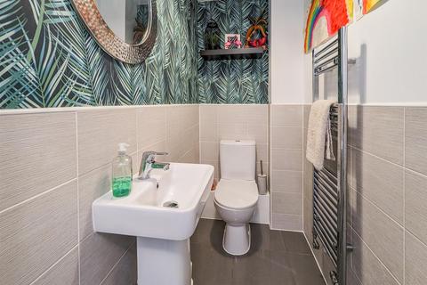 124 Hobby Drive, Corby, NN17 5FG
