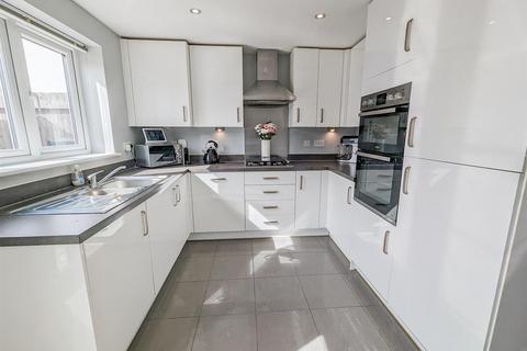 124 Hobby Drive, Corby, NN17 5FG