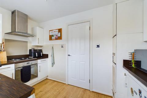 2 bedroom house for sale, Coronet Close, Pound Hill, Crawley
