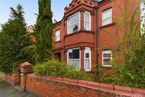 4 bedroom end of terrace house for sale, Gerald Street, Wrexham