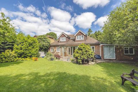 4 The Drive, Datchet, Slough, SL3 9DN