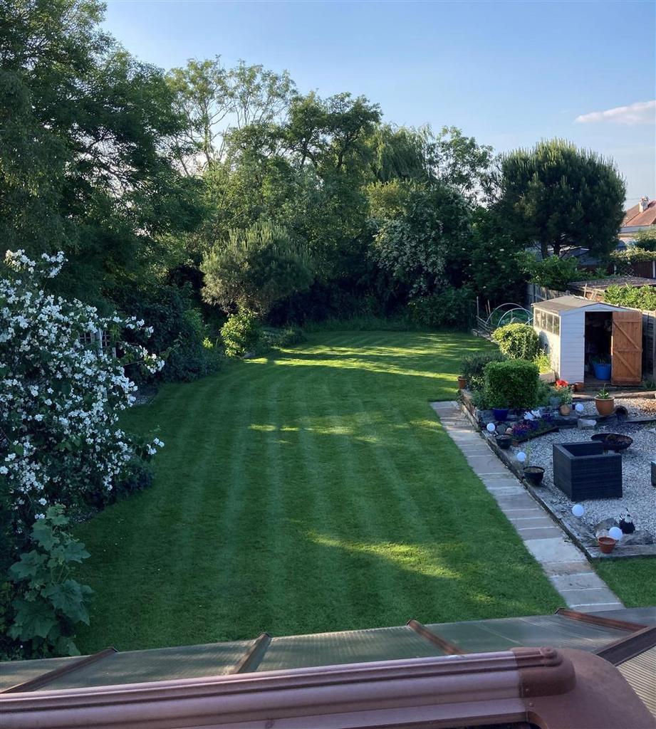 5 bromfelde gdn.jpg