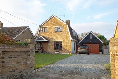 4 bedroom detached house for sale, Bromfelde Road, Billericay CM11