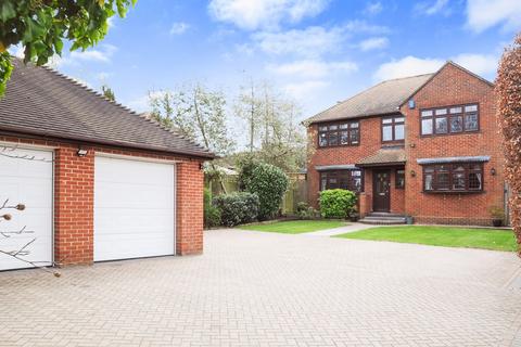 4 bedroom detached house for sale, Rochford Avenue, Shenfield, Brentwood, CM15