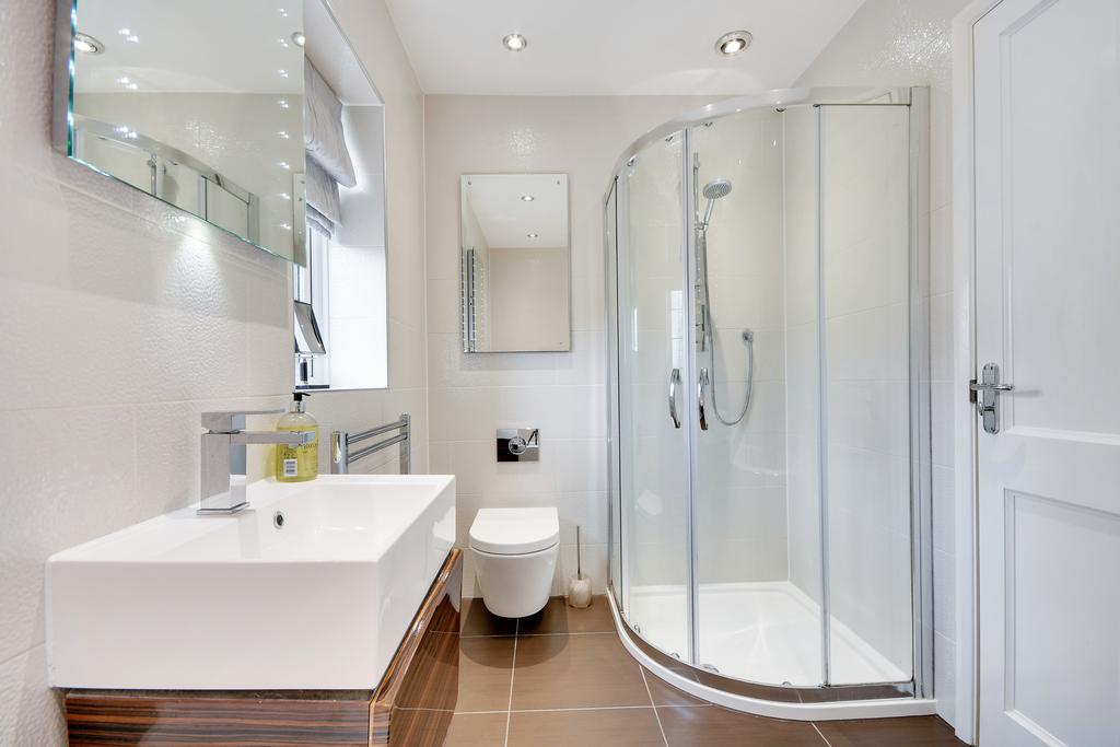 En suite Bathroom