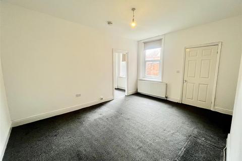 2 bedroom apartment to rent, Faraday Grove, Bensham, Gateshead