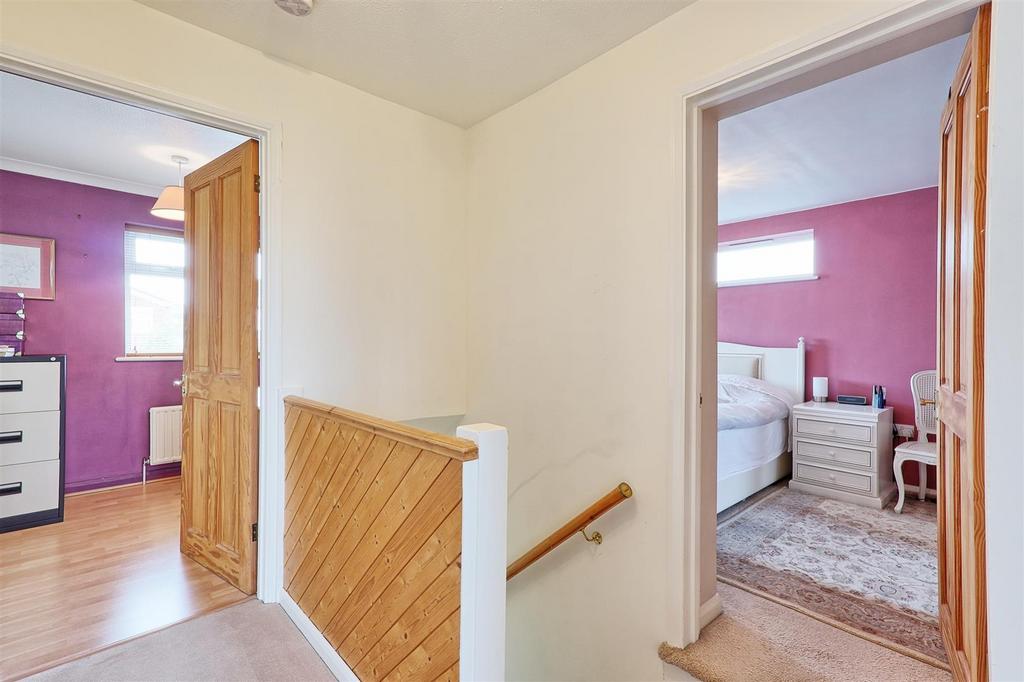 IMG 9584 5 6 easy HDR-interior3.jpg