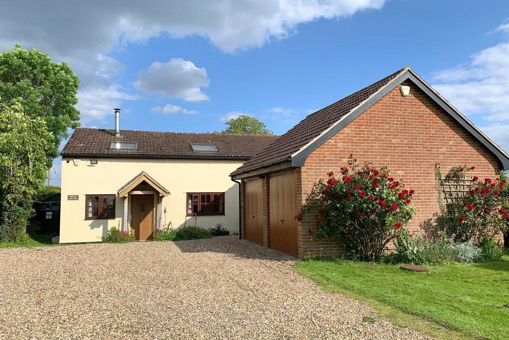 Otley Road, Grundisburgh, Woodbridge... 3 bed detached house for sale £600,000