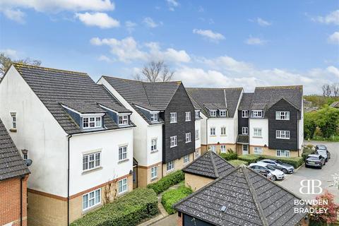 2 bedroom apartment for sale - Retreat Way, Chigwell