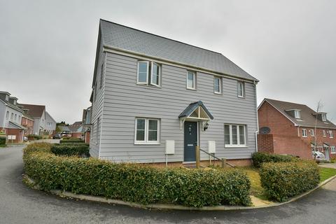 3 bedroom semi-detached house for sale, Redgrove Close, Bexhill-on-Sea, TN39