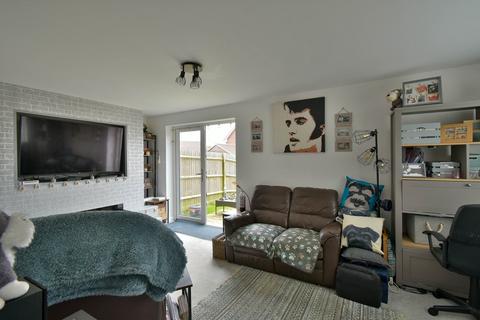 10 Redgrove Close, Bexhill-on-sea, TN39 5FD