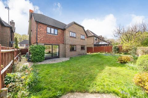 5 bedroom detached house for sale, Willesborough Court, Willesborough TN24 0SW