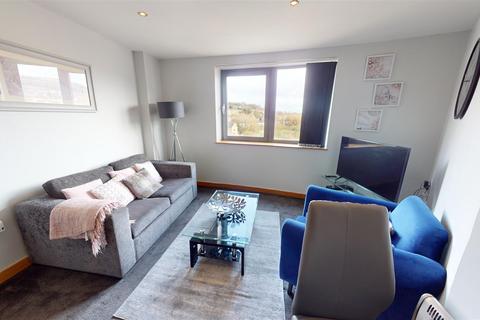 1 bedroom apartment for sale, Salts Mill Road, Shipley