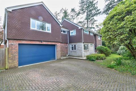 5 bedroom detached house for sale, Merdon Close, Hiltingbury, Chandler's Ford