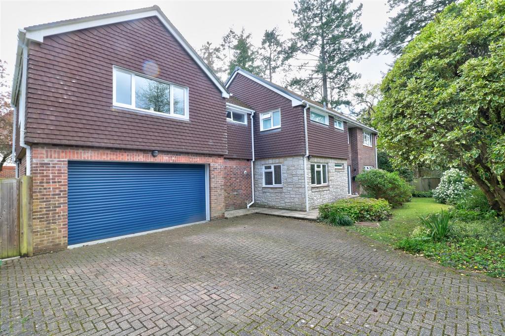 Merdon Close, Hiltingbury, Chandler's... 5 bed detached house - £995,000