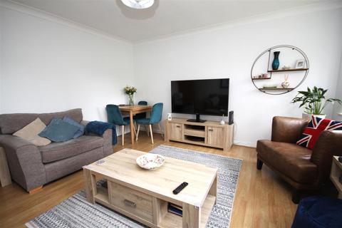 2 bedroom flat for sale, Rosehill Mansions, Rosehill Drive, Aughton L39