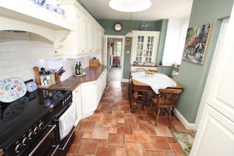 2 Howard Road, Glen Parva, Leicester, LE2 9JG