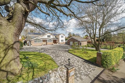 5 bedroom detached house for sale, Church Road, Sutton SG19