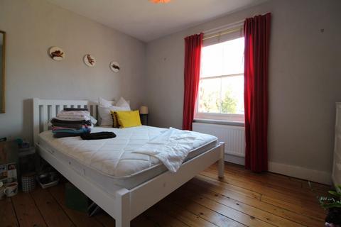 29 The Square, Spencers Wood, Reading, RG7 1BS