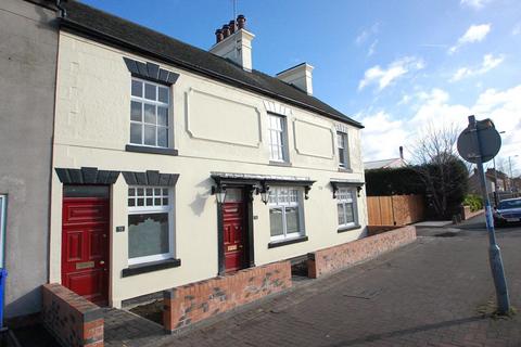 2 bedroom house to rent, Moor Street, Burton upon Trent DE14