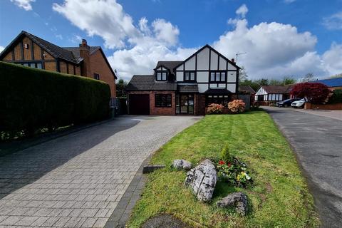 4 bedroom detached house for sale, Hawthorn Drive, Hollywood