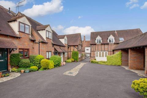 2 bedroom terraced house for sale, High Street, Old Amersham, Buckinghamshire, HP7 0DJ