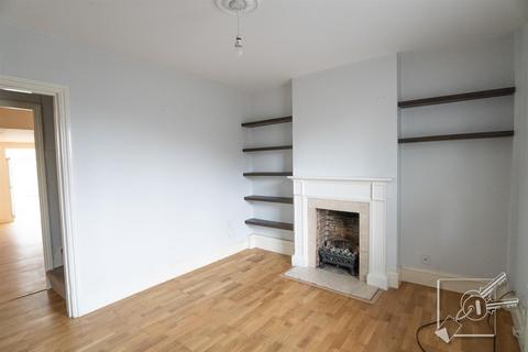 2 bedroom terraced house for sale, South Hill Road, Gravesend
