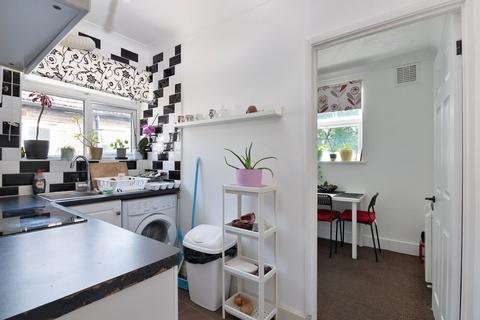 1 bedroom flat for sale, Church Road, Manor Park, London, E12